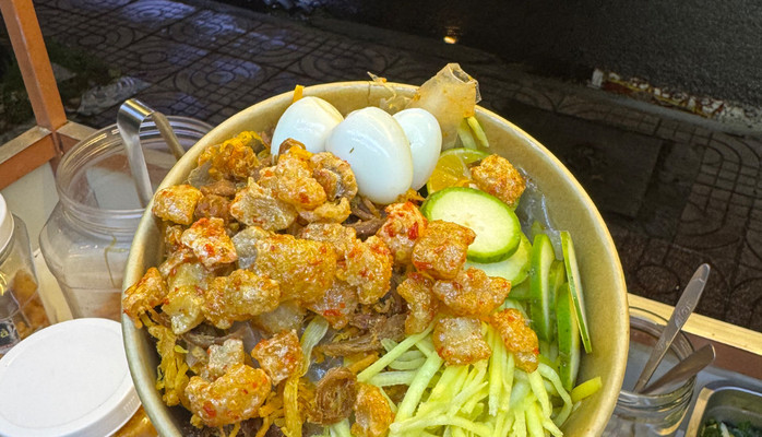 Ăn Vặt Chag - Mì Trộn & Ăn Vặt - 83 Trần Văn Giàu