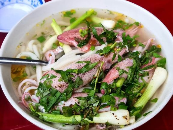 Tiệm Mão - Ốp La Chảo & Bánh Canh Mực