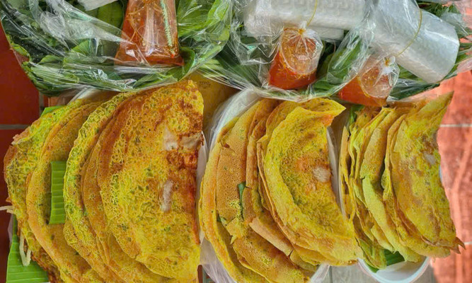 Quán Nhà Bên - Bánh Xèo Miền Tây, Cơm Chiên & Bánh Bột Lọc - Huỳnh Văn Luỹ