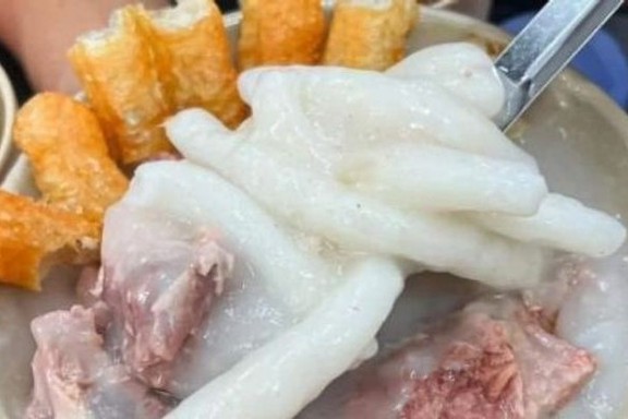 Phở Trộn Sốt Vang - 70 Thái Hà