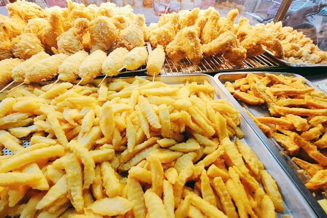 Tiệm Ăn Nhà Bột - Nước Ép, Gà Rán & Trà Chanh - 31N5 Ngọc Hân Công Chúa