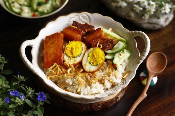 Xôi & Bánh Mì Tuấn Minh - Cách Mạng Tháng 8