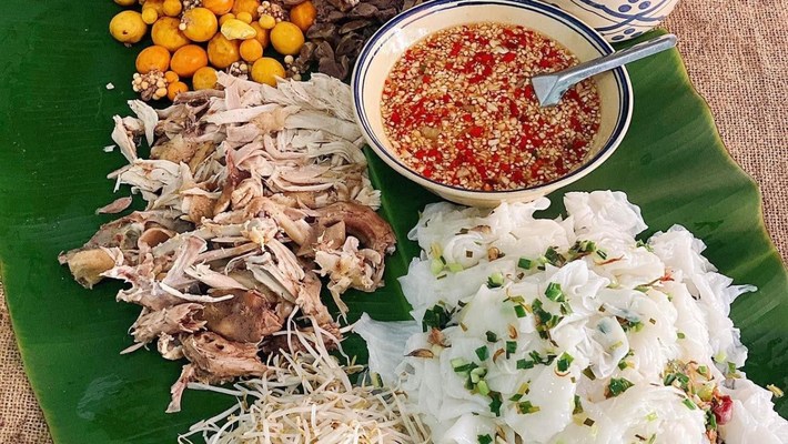 Bánh Ướt Lòng Gà, Cơm Gà & Bún Thịt Nướng - Bếp Anh Mai - 288 Dương Thị Mười