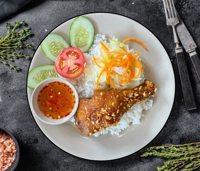 Cơm Bình Dân 04 - Cơm Gà