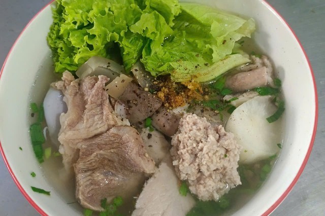 Cháo Lòng & Hủ Tiếu Má Heo Phúc Hân