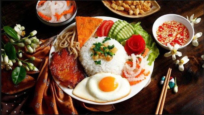 Cơm Tấm - Lê Đình Lý