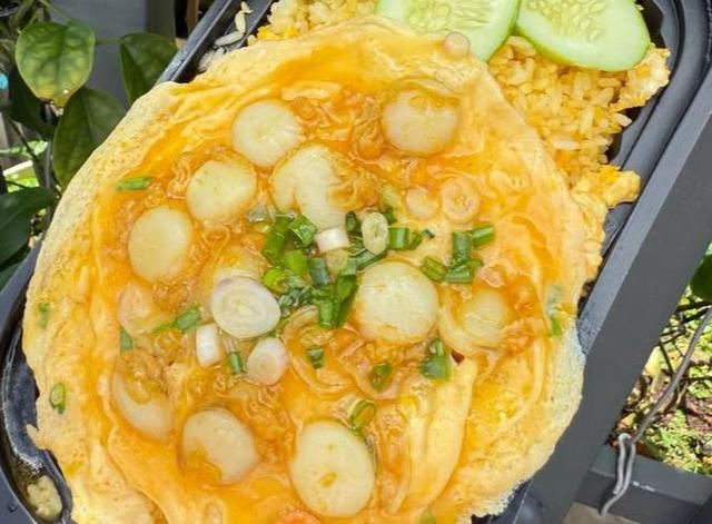 Cơm Phủ Trứng - Thành Công