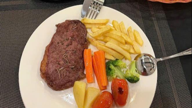 TONY STEAKHOUSE