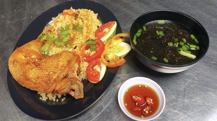 Cơm Gà & Mì Xào Thiên Ký 19 - Khánh Bình