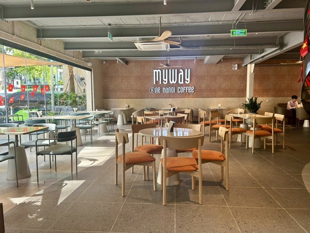 My Way Coffee - 24T2 Hoàng Đạo Thúy