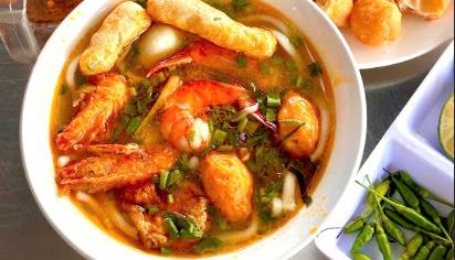 Quán Bánh Canh Ngon - 14 Lê Thánh Tôn