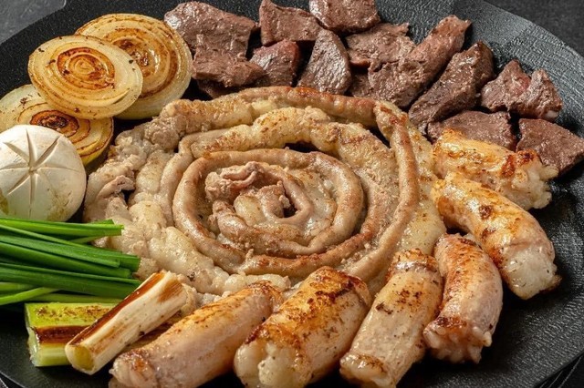 Nhà hàng Hàn Quốc Doyagi BBQ 도야지 - Phạm Văn Nghị