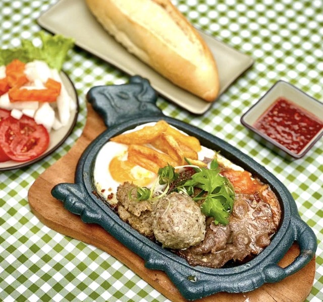 The Morning Sister - Bánh Mì & Phở