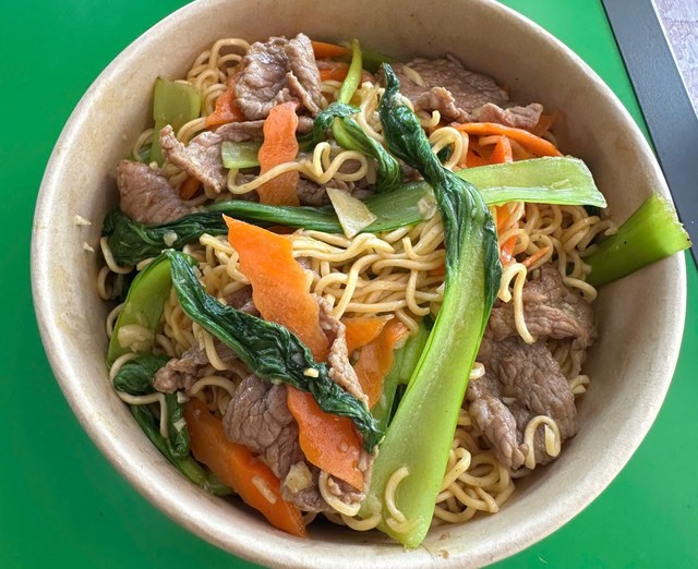 A Ù - Cơm Chiên, Mì Xào & Pad Thái