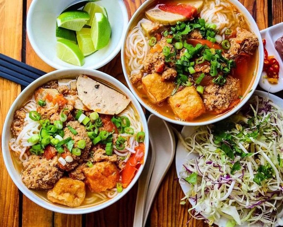 Quán Bún Cô Anh A18 - Long Bình