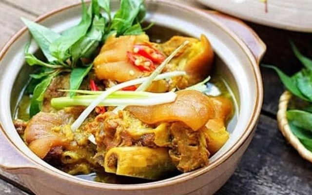 Vân Anh - Giò Heo Giả Cầy