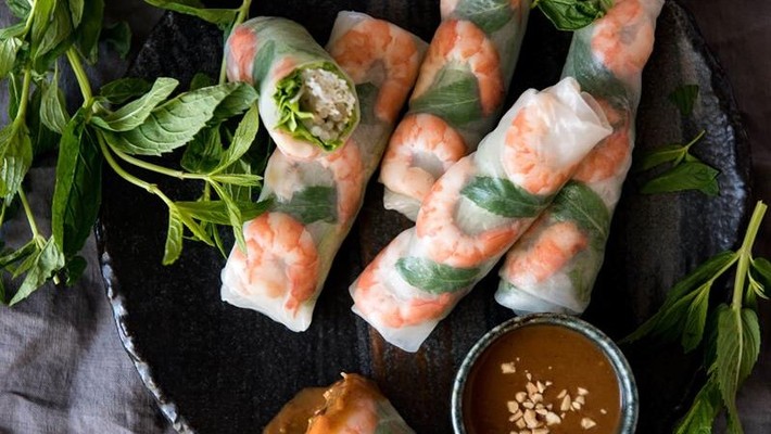 Gỏi Cuốn, Bò Bía & Bún Mắm Nêm - Chị Hạnh Tân Bình