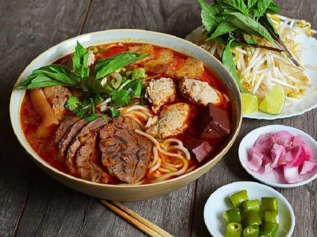 Bún Bò, Mỳ Quảng & Bánh Canh - 281 Lê Văn Hiến