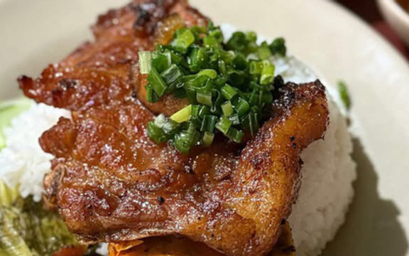 Cơm Tấm Mẹ Bắp - Đội Cấn