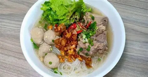 Quán Tuyền - Bánh Canh, Hủ Tiếu & Cơm Trưa