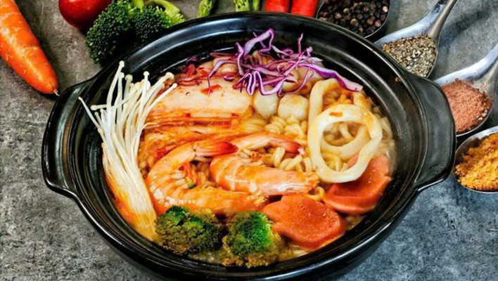 Mì Cay Samyang - Nguyễn Công Hoan