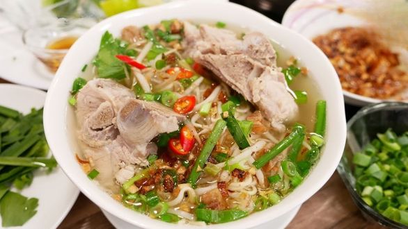 Hủ Tiếu Sài Gòn - Châu Thị Vĩnh Tế