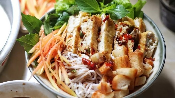 Bún Nước Tương & Bún Chả Giò - Bông Nâu Quán - Trường Sa