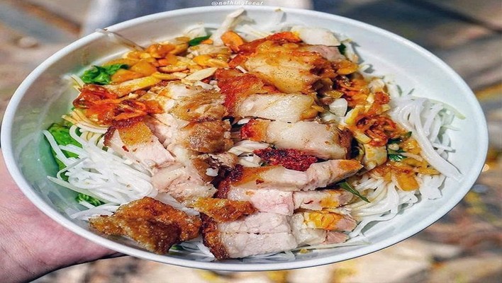 Bún Mắm Nêm & Bánh Hỏi - Chị Tú