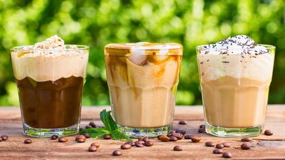 PHÊ LOLA COFFEE - Mì Trộn Indomie