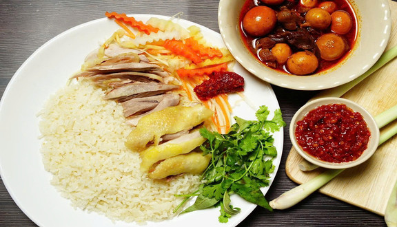 Gà Ta Hội An - Cơm, Cháo & Miến