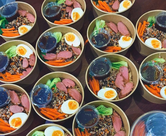 Bánh Mì & Mì Trộn - Coffee Góc Phố