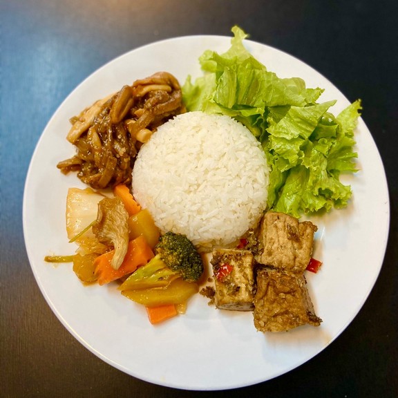 Quán Chay Nguyên Hương - Trần Thị Nghỉ