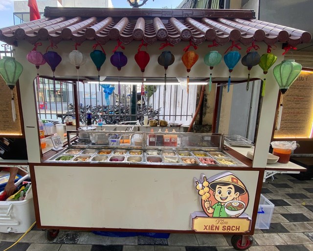 Bếp Nhà Tú - Xiên Sạch & Đồ Ăn Vặt - Phố Phú Thượng