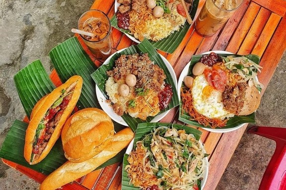 Xôi Ngũ Sắc - Võ Chí Công