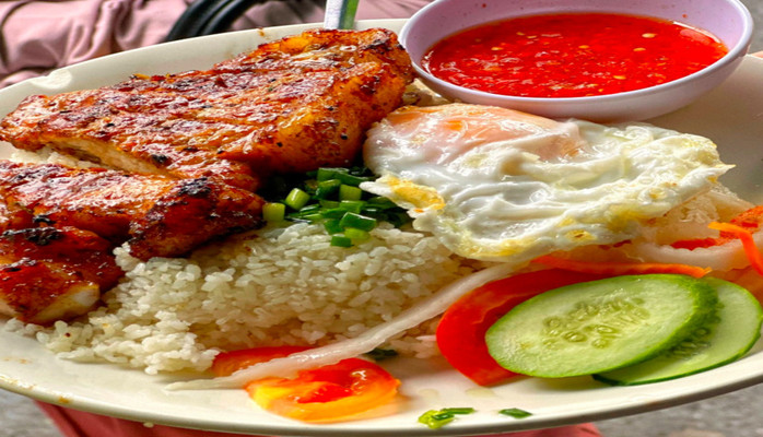 Cơm Tấm A Dũng - Quận 4