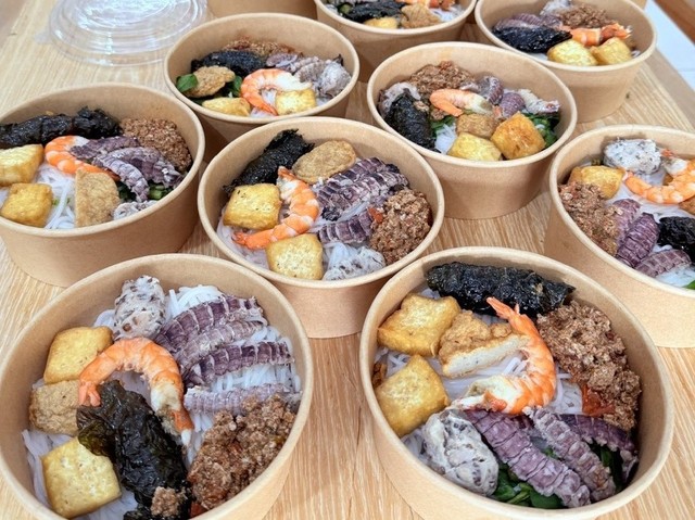 Bún Cá Cay & Bánh Đa Cua Hải Phòng - Tú Duy