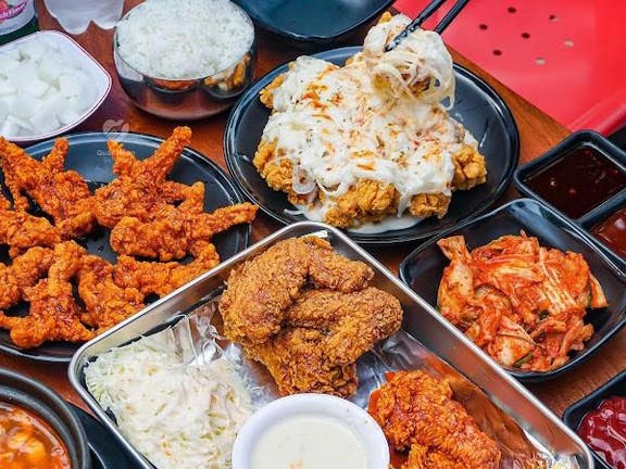 Hee Mang Chicken - 555 Điện Biên Phủ