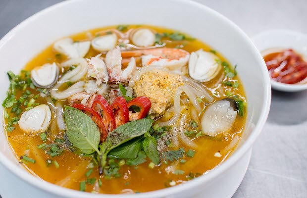 Quán 38 - Bánh Canh & Bún Bò - 168 Cao Xuân Dục