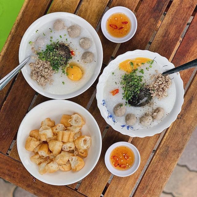 Bò Kho & Cari Gà - Cháo Sườn Quốc Anh