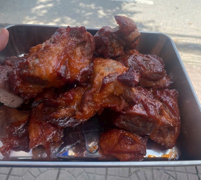 Cơm Phá Lấu, Cơm Xá Xíu & Thịt Bì Khìa - Ngọc