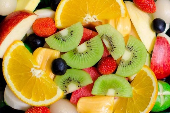 Trái Cây Cắt Sẵn & Nước Ép Nhà Ngân