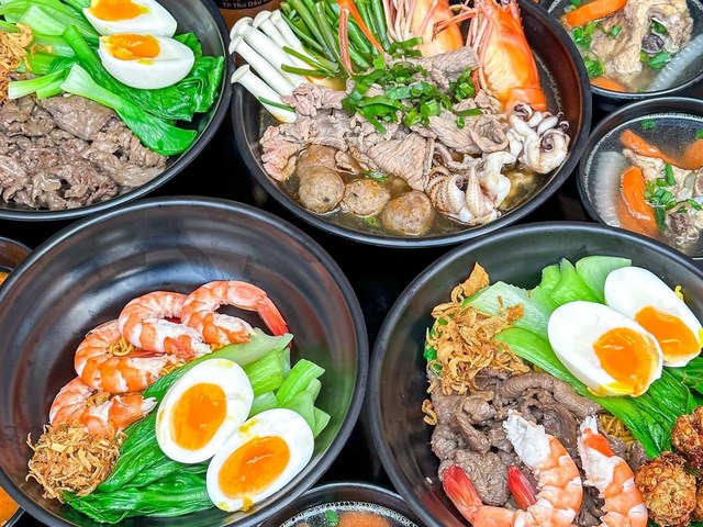 Mì Trộn Phủ Trứng - Quận 10