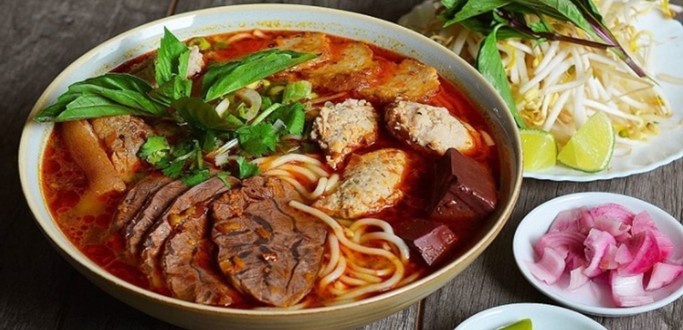 Bún Bò Huế Ngự Bình - 158 Tân Xuân