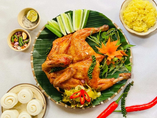 GÀ,VỊT QUAY & -XƯƠNG MÁ HÀM(NƯƠNG-LẨU- HẤP) - King Food
