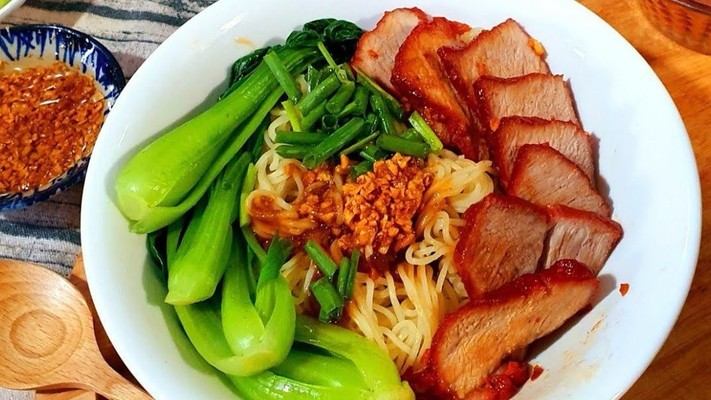 Thanh Thủy Mì Gia - Chung Cư Dragon Hill 1