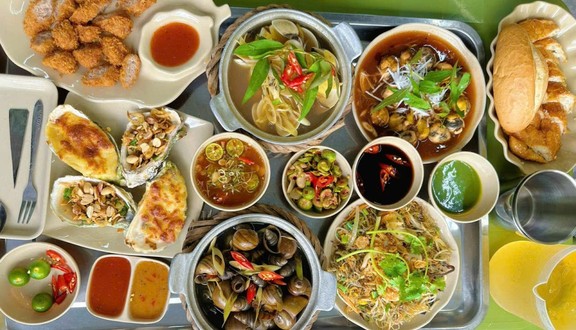 Ốc Niêu Quán - 104 Hải Thượng Lãn Ông