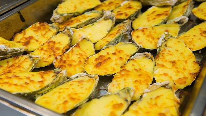 Tâm Tâm - Cháo Hàu, Cháo Ngao & Hàu Nướng - 103 Hồng Mai