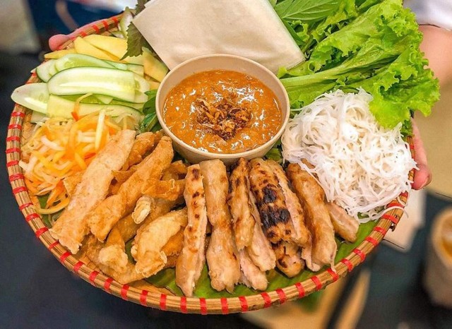 Nem Nướng Nha Trang - Vy Tuyền