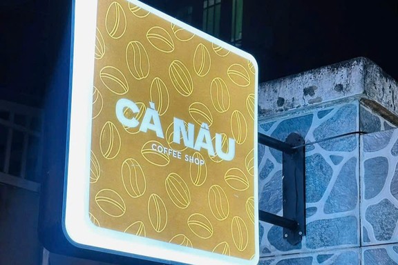 Cà Nâu Coffee Shop