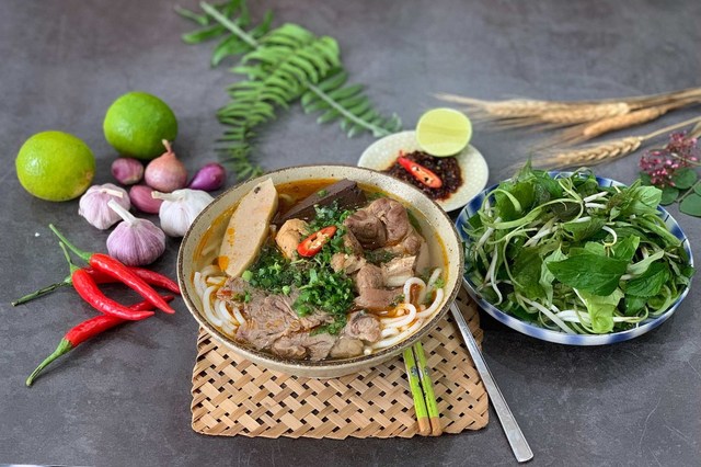 Bún Bò Huế Bảy Thuận
